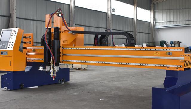 圖：信爾公司大型龍門數控等離子切割機