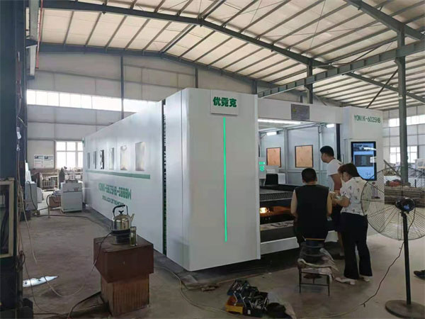 數控光纖激光切割機